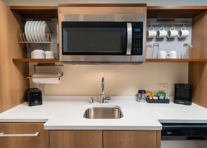 Home2 Suites Bakersfield