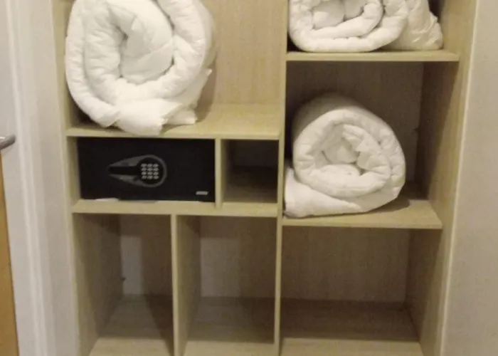 Mogano Express Hotel - PET FRIENDLY e ELETROPOSTO