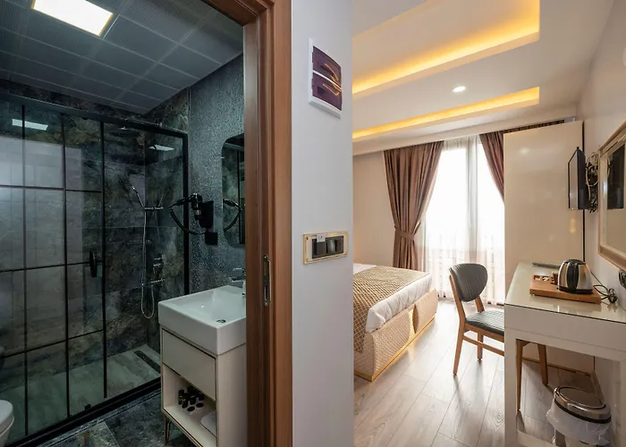 Luxury Airport Hotel By Zazzoni-Istanbul Airport