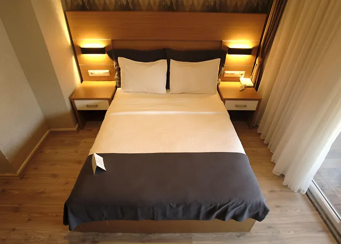 Rhisos Otel