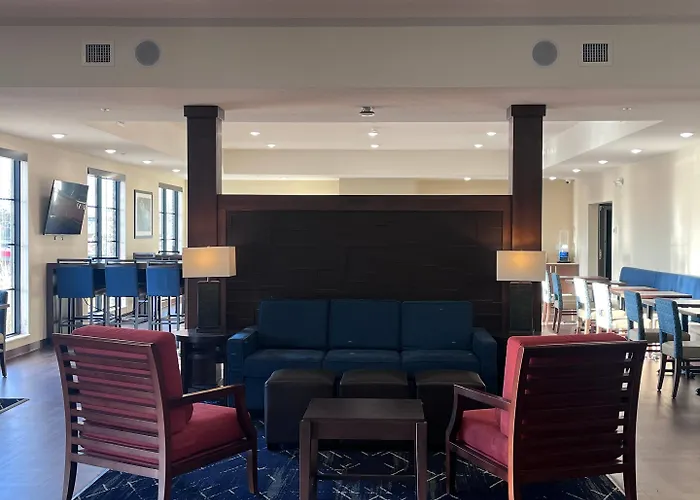 Comfort Inn & Suites North Mankato