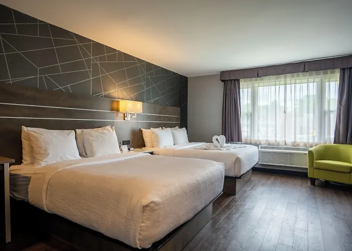 Glengarry Extended Stays