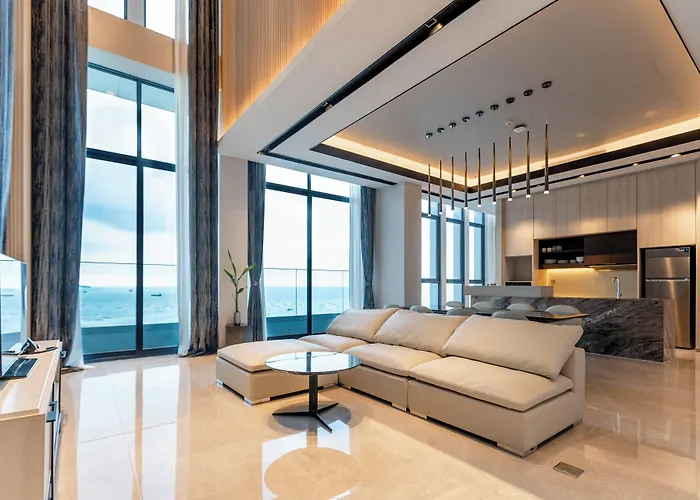 S Sriracha Hotel & Residence