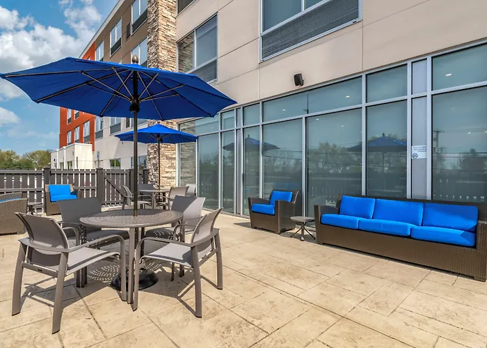 Holiday Inn Express & Suites - Lancaster - Mount Joy By Ihg