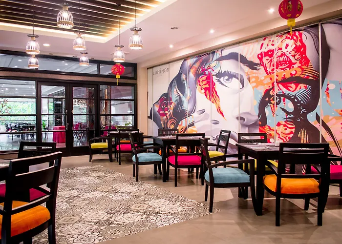 Luminor Hotel Jember By Wh