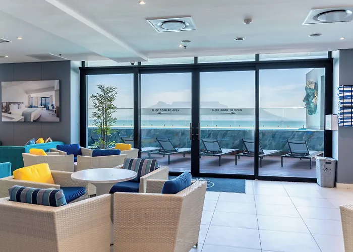 Blaauwberg Beach Hotel