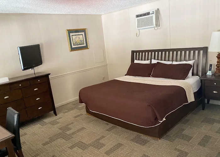 Travelodge By Wyndham Lincoln Near White Mountain