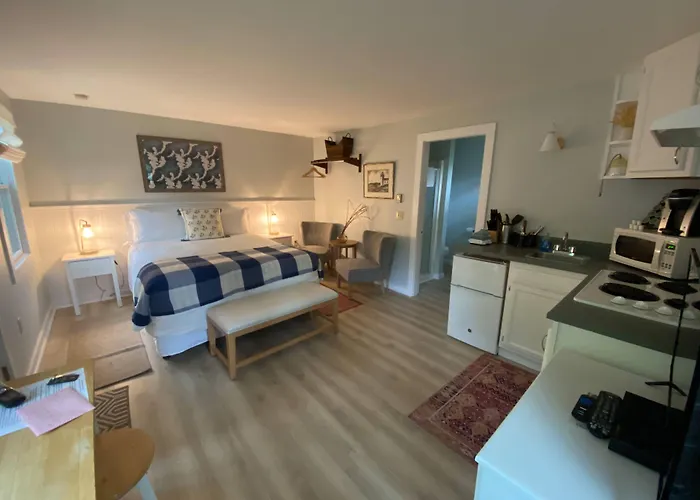 Hanscom'S Motel & Cottages