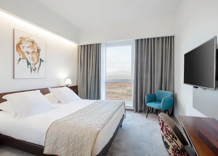 Best Western Plus Hotel Restaurant Les Humanistes Proche Route Des Vins