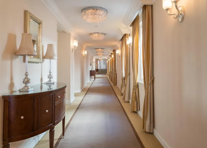 Falkensteiner Schlosshotel Velden – The Leading Hotels of the World