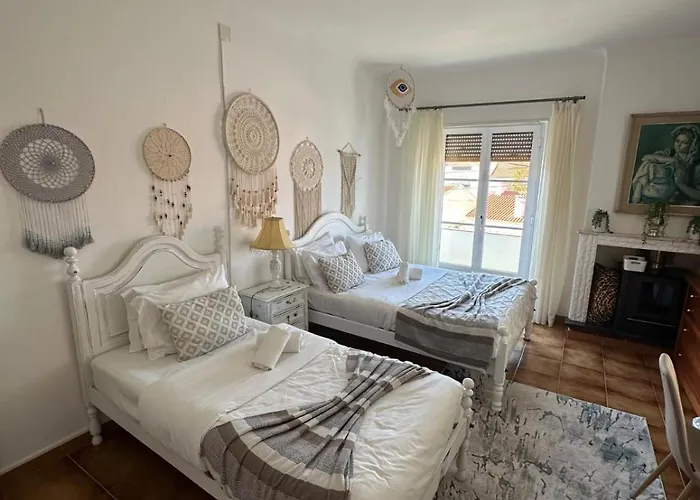 Casa da Tina Conforto Familiar no Sítio da Nazaré