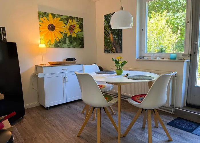 HUUS UTSPANN FeWo mit Terrasse - 23 km vor Hamburg -