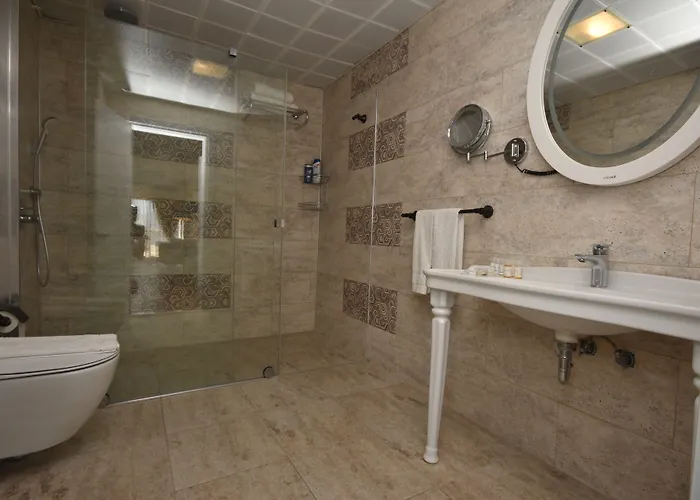 Aurasia Beach Hotel