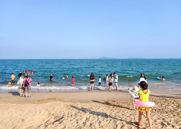 Xiamen 12 Seaside Hotel - Beach-Adjacent About A 3-Minute Walk& English Service & Luggage Storage Service & Freshly Brewed Coffee & Convenient Payment & Pick-Up&Drop-Off Service & 24-Hour Check-In & Exhibition&Conference Center & Huandao Road
