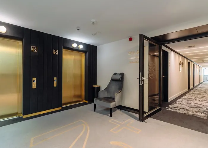 Hotel Ferreus Modern Art Deco