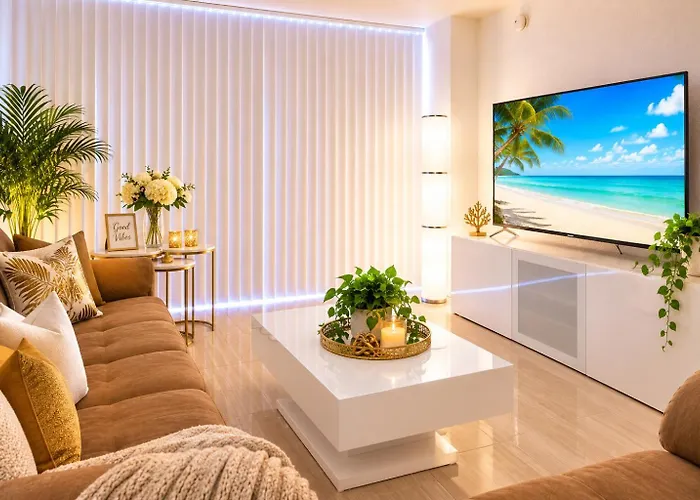 Oceanfront Condo - Ocean Views, Pool, Gym Hollywood Beach