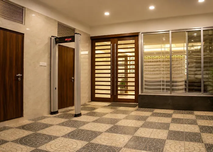 Priyo Nibash Stylish Residential Hotel