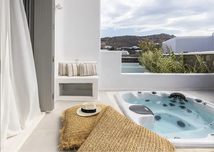 Adorno Beach Hotel And Suites