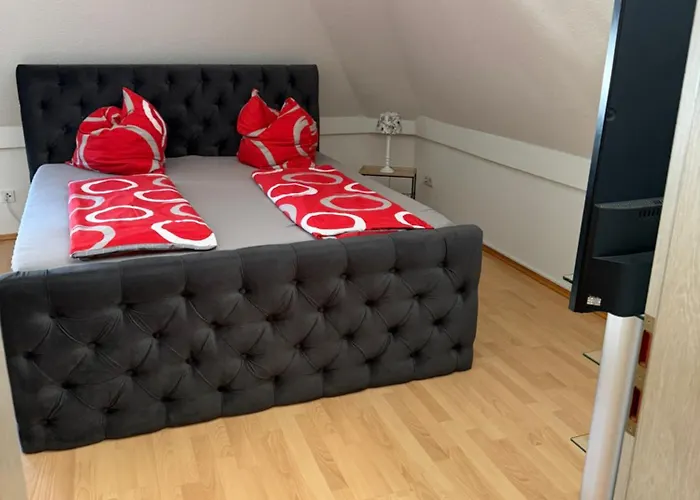 Zimmer zum vermieten direkt an der Donau und am Schloss