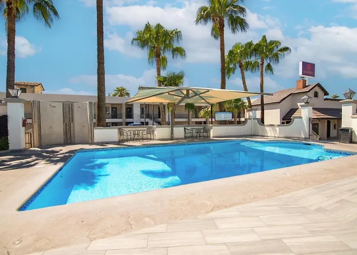 Hotel Siesta Real