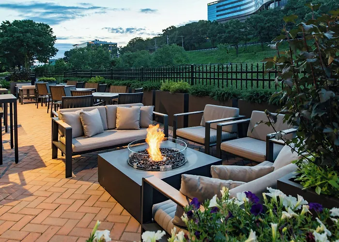 Fairfield Inn & Suites By Marriott Boston Waltham