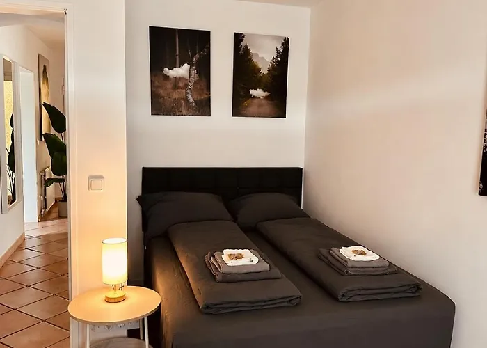 Traumhafte 115 qm Ferienwohnung am Steinhuder Meer, Ruhig, Komfortabel, Loggia, Parkplatz, WiFi