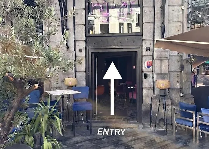 Hôtel La Pièce