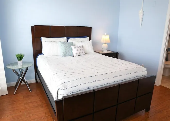 Dolphin Bay In Boca Ciega Resort - 2Br, Pool, Bay View