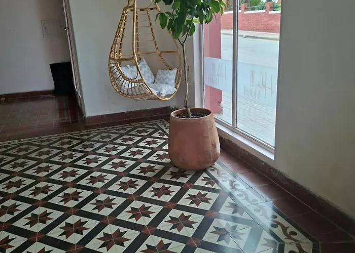 Holâ Hotel