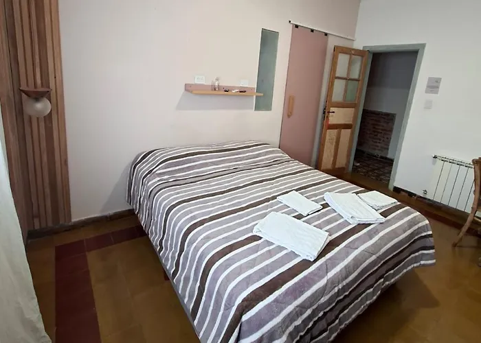 Hola Hotel