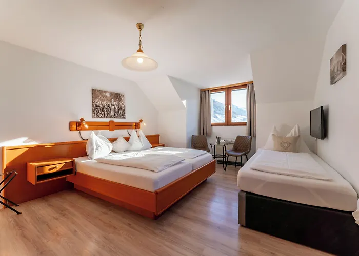 Hotel-Gasthof Post Grossglockner Alpenstrasse FREE ENTRY !