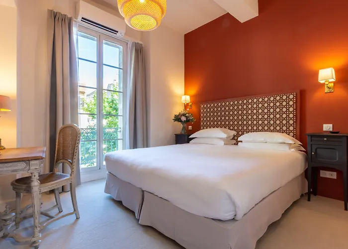 Hotel Le Relais De Poste Arles Centre Historique