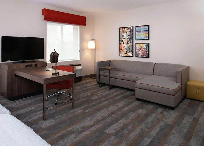 Hampton Inn & Suites Buena Park
