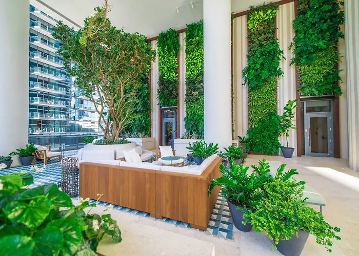 SLS LUX Brickell
