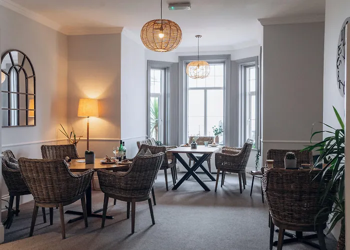 The Kingswood Hotel