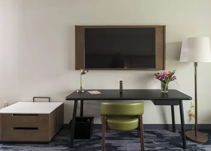 Fairfield Inn & Suites By Marriott Philadelphia Valley Forge/Great Valley