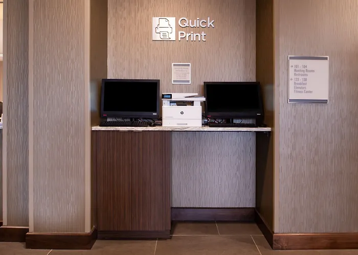 Courtyard By Marriott Charlotte Northlake