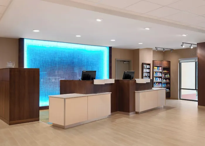 Fairfield Inn & Suites By Marriott Charlottesville Downtown/University Area