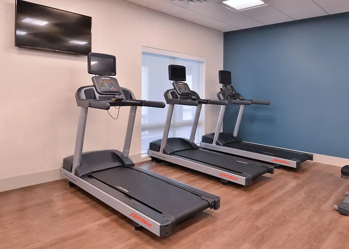 Holiday Inn Express & Suites - Marshalltown By Ihg