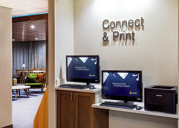Fairfield Inn & Suites By Marriott Mcpherson