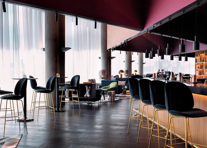 Renaissance Warsaw Airport Hotel