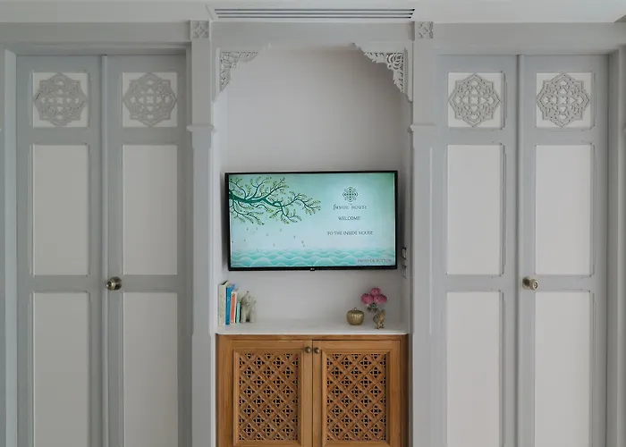 The Inside House