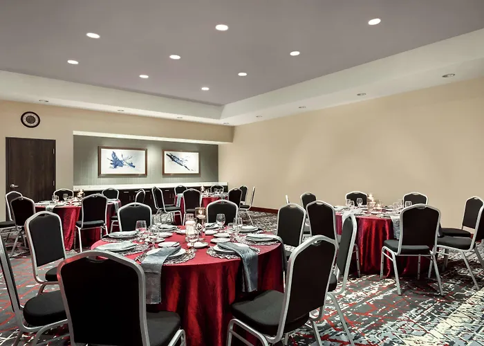 Embassy Suites By Hilton Noblesville Indianapolis Conv Ctr