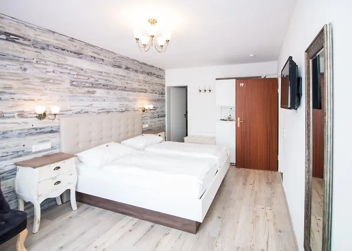 Hotel Diana Garni