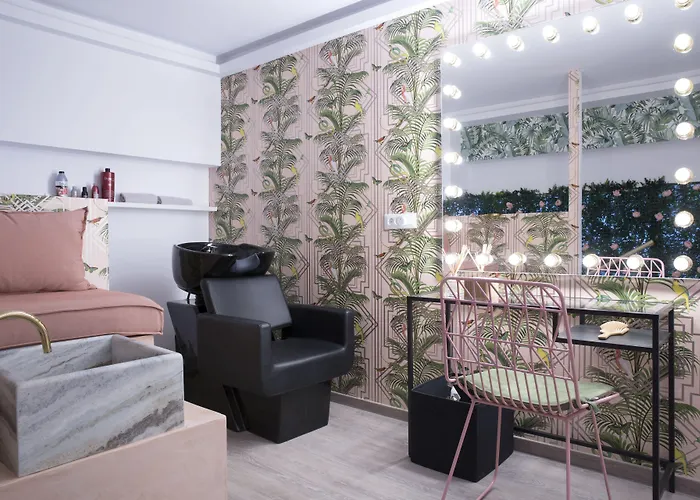 Alley Boutique Hotel And Spa