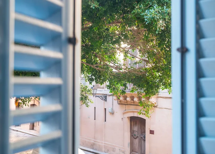 Zibibbo Suites & Rooms - Aparthotel In Centro Storico A Trapani