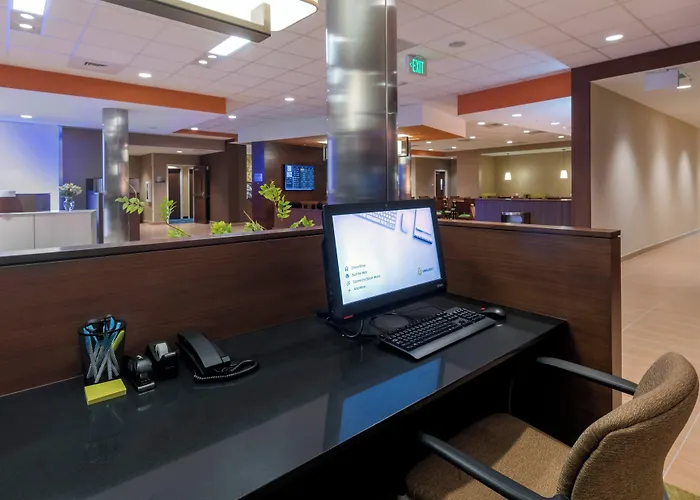 Fairfield Inn & Suites By Marriott Boston Marlborough/Apex Center
