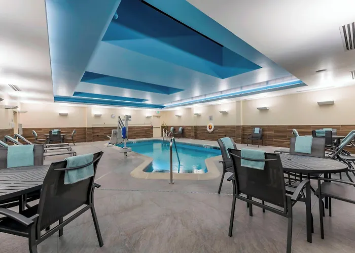 Fairfield Inn & Suites By Marriott Boston Marlborough/Apex Center
