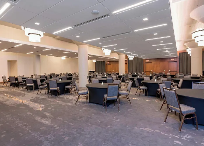 Courtyard By Marriott Waterloo Cedar Falls