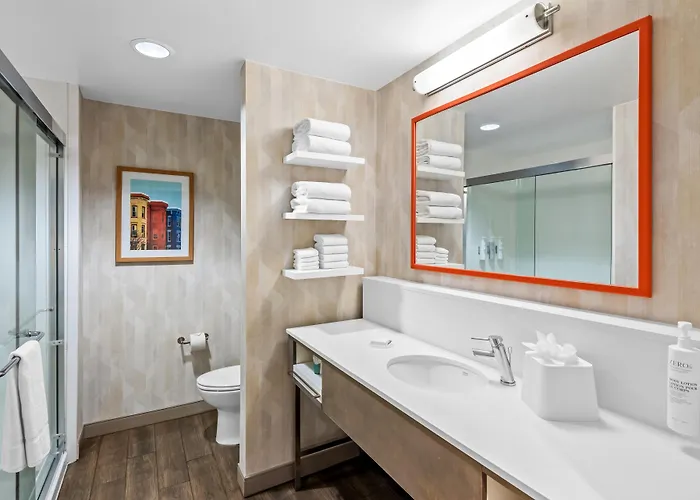 Hampton Inn & Suites Glenarden/Washington Dc